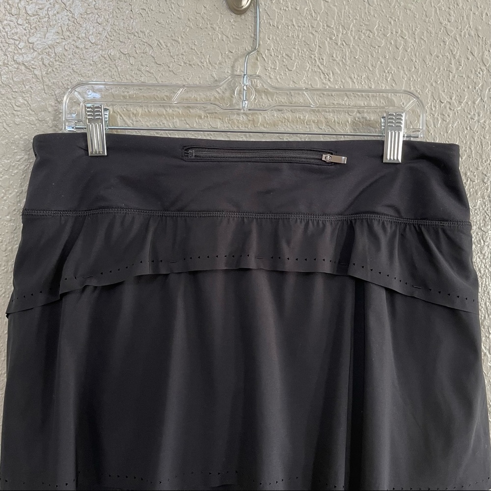 Athleta Women's Laser Run Black Lightweight Waterproof Tennis Activewear Skort M - Picture 5 of 9
